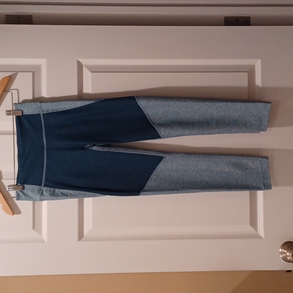 Outdoor voices leggings